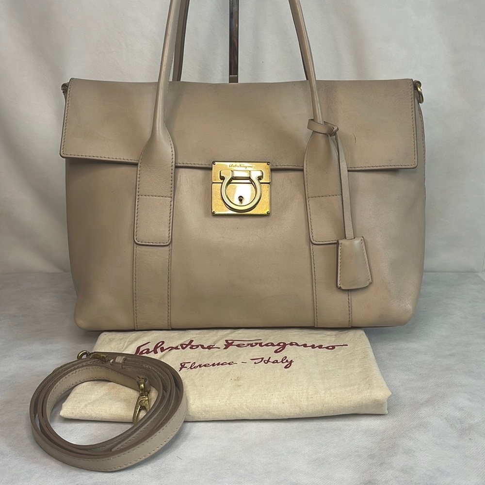 Salvatore Ferragamo Nude/Pink Large Sookie Satchel Tote Bag